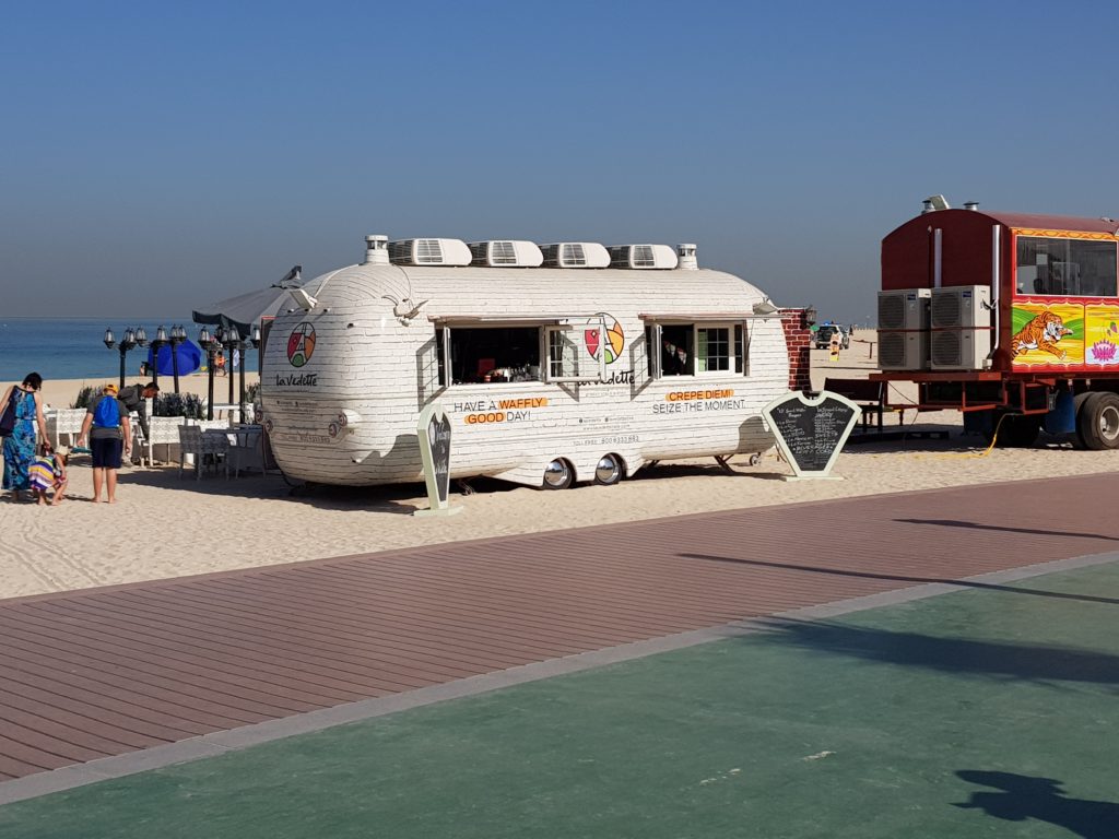 Foodtruck Kite Beach, Dubai 