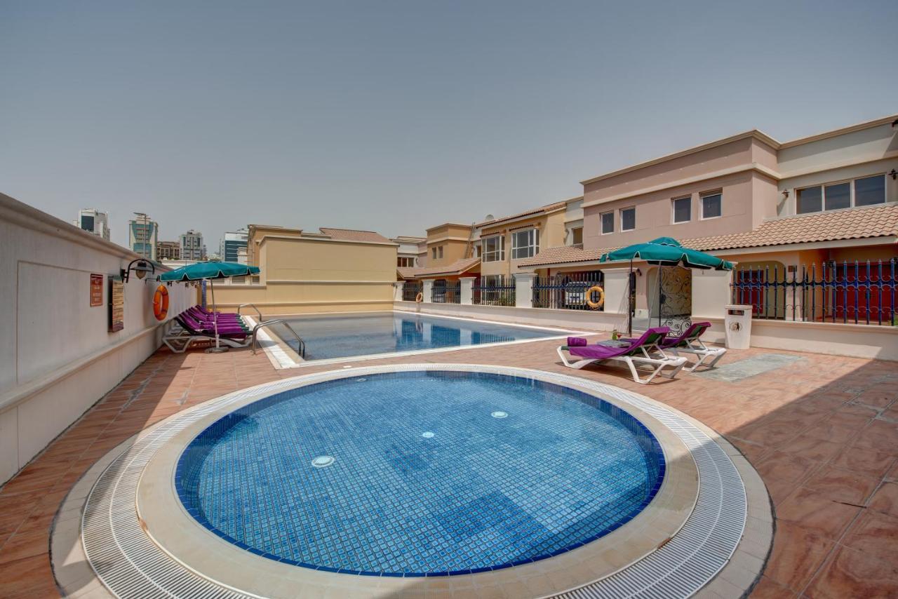 J5 Villas Holiday Homes Barsha Gardens, Dubai