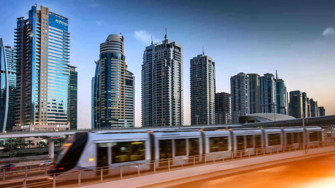 Jumeirah Lakes Towers (JLT) Jumeirah Lakes Towers (JLT)
