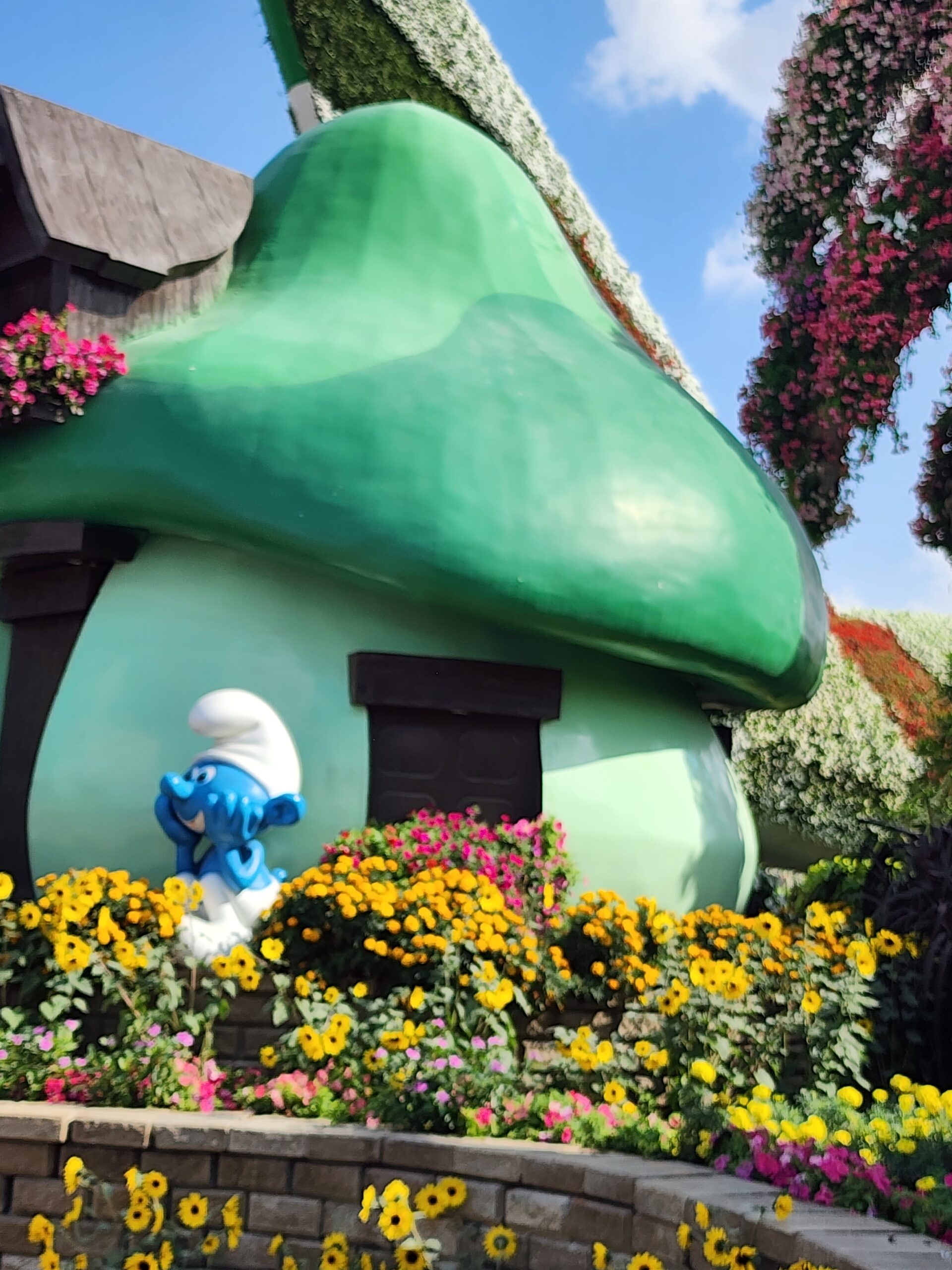 The Smurfs Village, Dubai Miracle Garden 