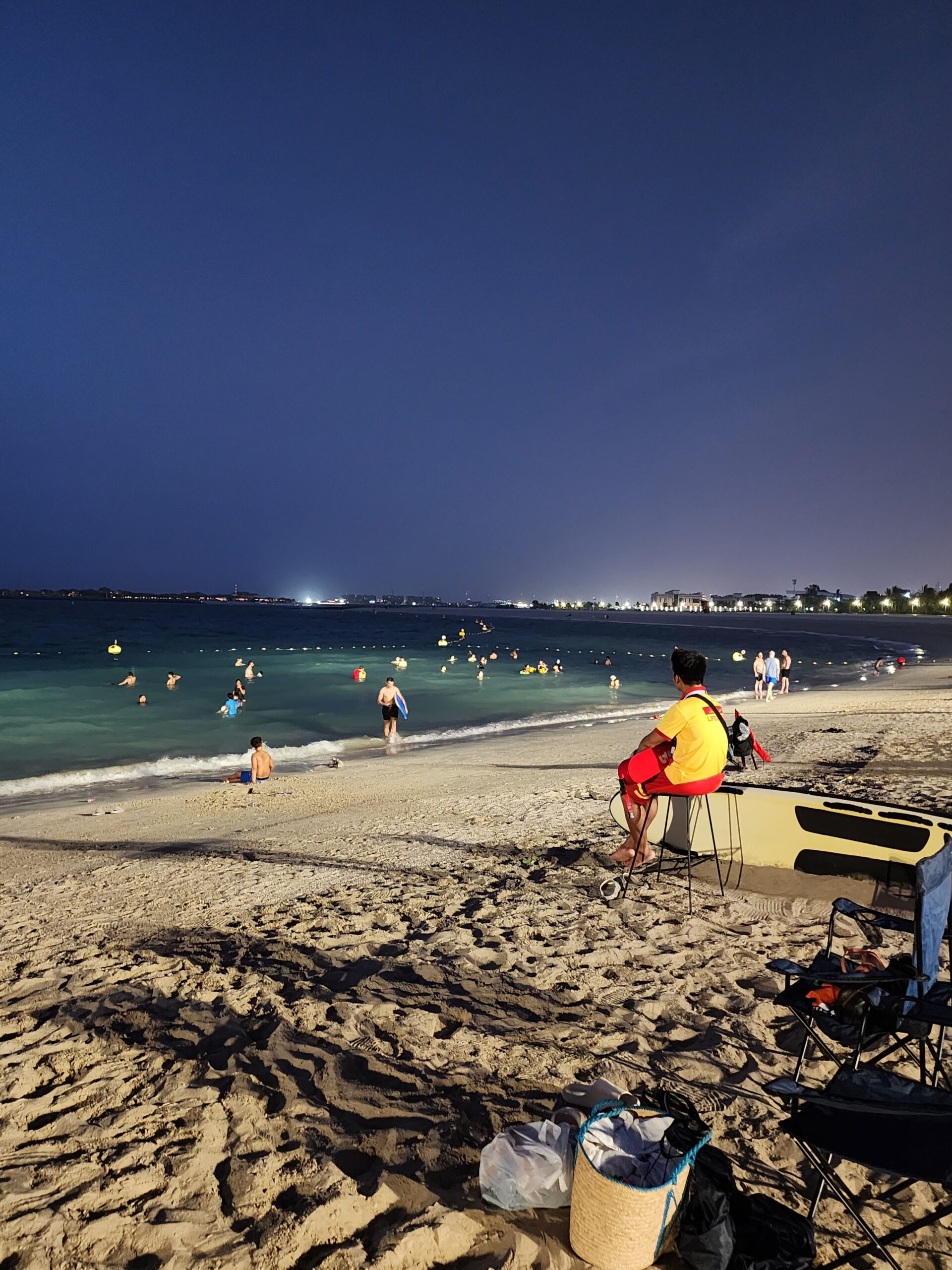 nachtzwemmen Kite Beach, Dubai 